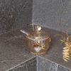 Acucareiro-de-Cristal-com-Colher-Pearl-Ambar-Metalizado-10cm-x-11cm-Wolff