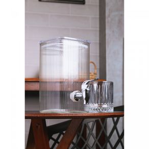 Prato-para-Bolo-de-Plastico-com-Tampa-e-Alca-Butterfly-28cm-x-12cm-Lyor