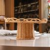 Prato-para-Bolo-com-Pe-Bali-25cm-x-25cm-x-12,5cm-Plastico-Lyor
