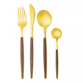 Cesta-Oval-de-Rattan-Plastico-24cm-x-17cm-x-7cm-Lyor
