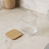 Porta-Cotonete-e-Algodao-de-Vidro-com-Tampa-de-Bambu-Lines-8cm-x-8cm-x-95cm-Lyor