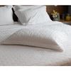 Colcha-Matelasse-Saphira-Queen-e-2-Porta-Travesseiros-Toque-300-Fios-Branco-Microfibra-Lyor