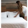 Colcha-Matelasse-Saphira-Queen-e-2-Porta-Travesseiros-Toque-300-Fios-Branco-Microfibra-Lyor