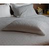 Colcha-Matelasse-Saphira-King-e-2-Porta-Travesseiros-Toque-300-Fios-Cinza-Microfibra-Lyor