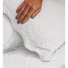 Colcha-Matelasse-Arabeske-Casal-com-2-Porta-Travesseiros-Branco-Microfibra-Lyor